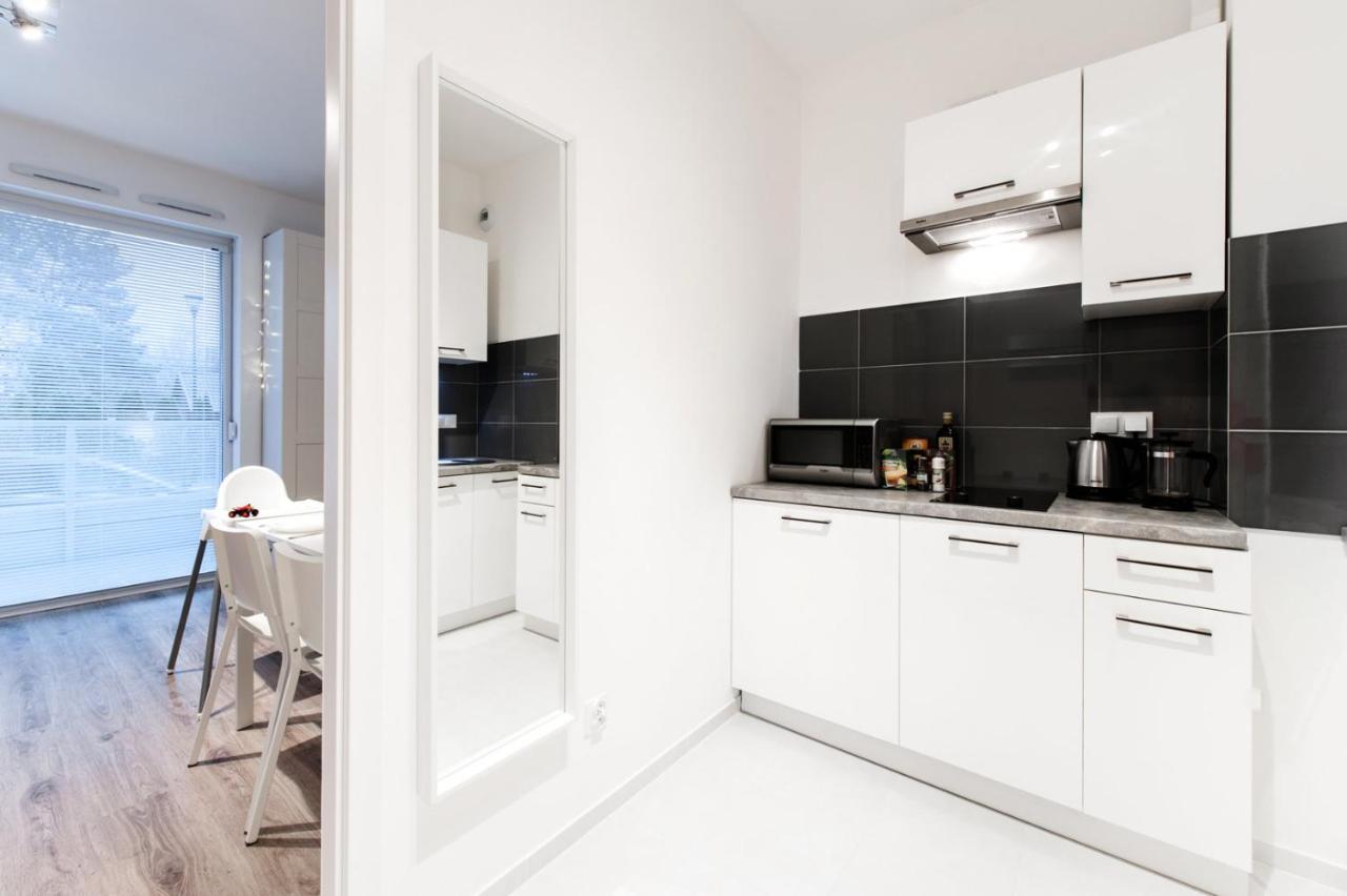 Project Comfort Apartament Dywizjonu 303 175/8 Warszawaアパートメント エクステリア 写真